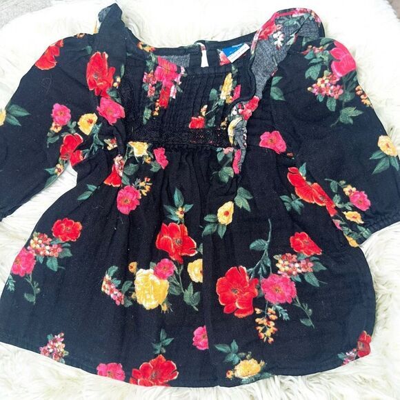 Baby Girl Outfit 0-3 Months – Cute & Stylish, Freshly Washed, Bundle Deals” - Picture 1 of 2